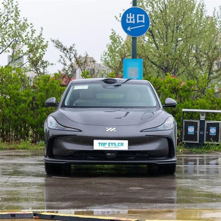 China Electric Cars Vehicles Supplier