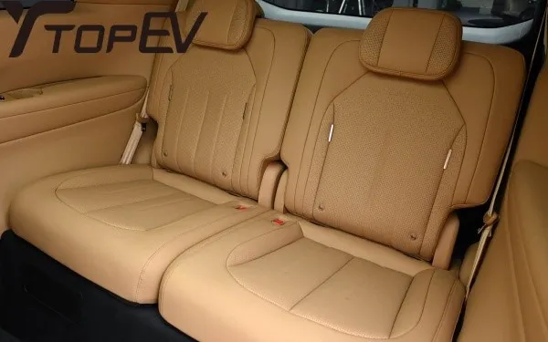 xpeng gx vs range rover xpeng gx vs range rover